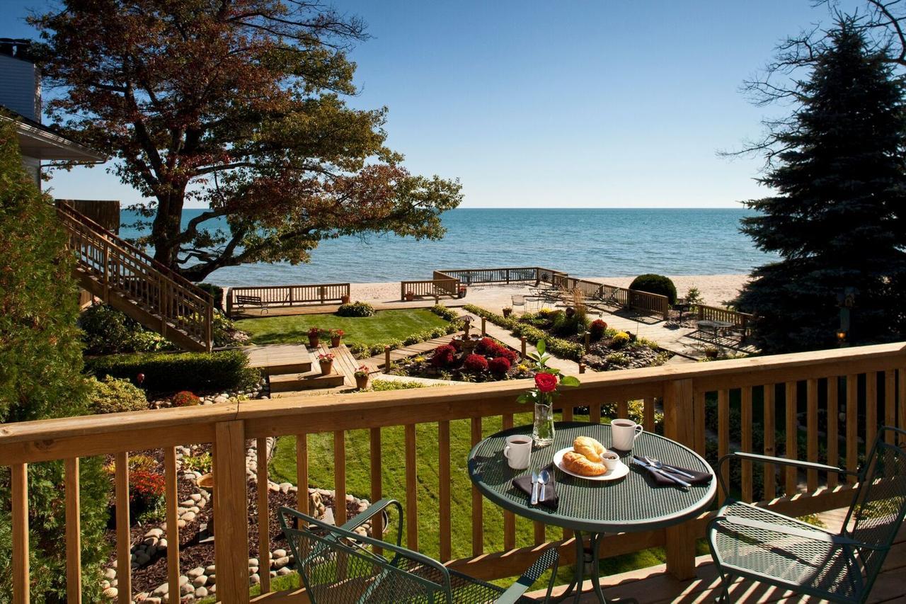 Huron House Bed & Breakfast Oscoda Екстериор снимка