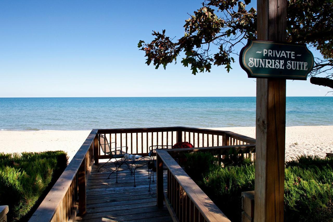 Huron House Bed & Breakfast Oscoda Екстериор снимка